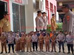 Dipimpin Camat Apriyanto, Kecamatan Singkawang Selatan Laksanakan Apel Gelar Pasukan dan Sarpras untuk Kesiapan Hadapi Karhutla.
